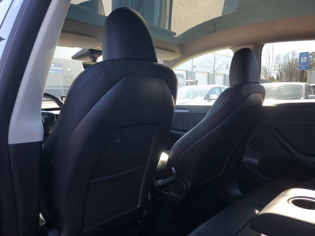 Used 2023 Tesla Model Y Performance image 14