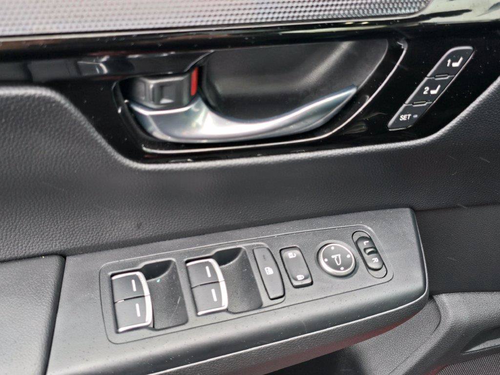 Used 2023 Honda CR-V Sport Touring image 19