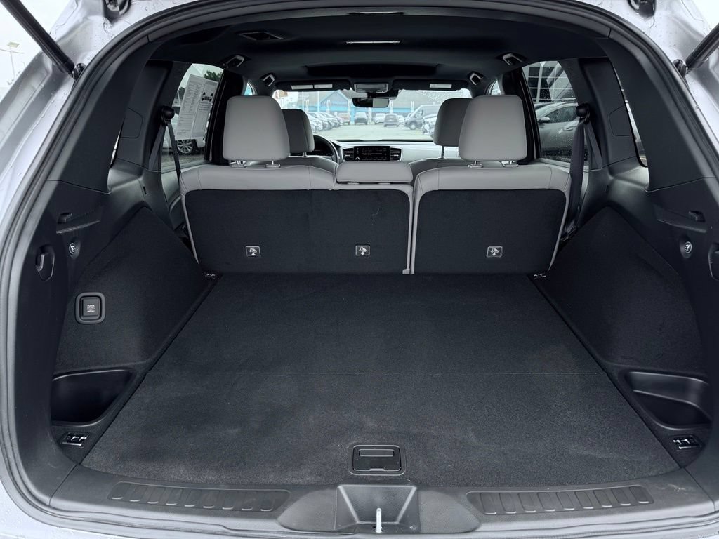 Used 2025 Honda Passport EX-L image 11