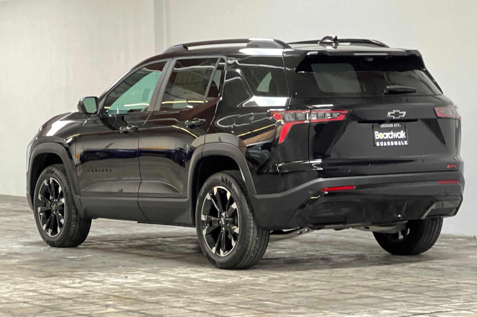 New 2026 Chevrolet Equinox RS w/ Safety and Technology Package FWD image 6