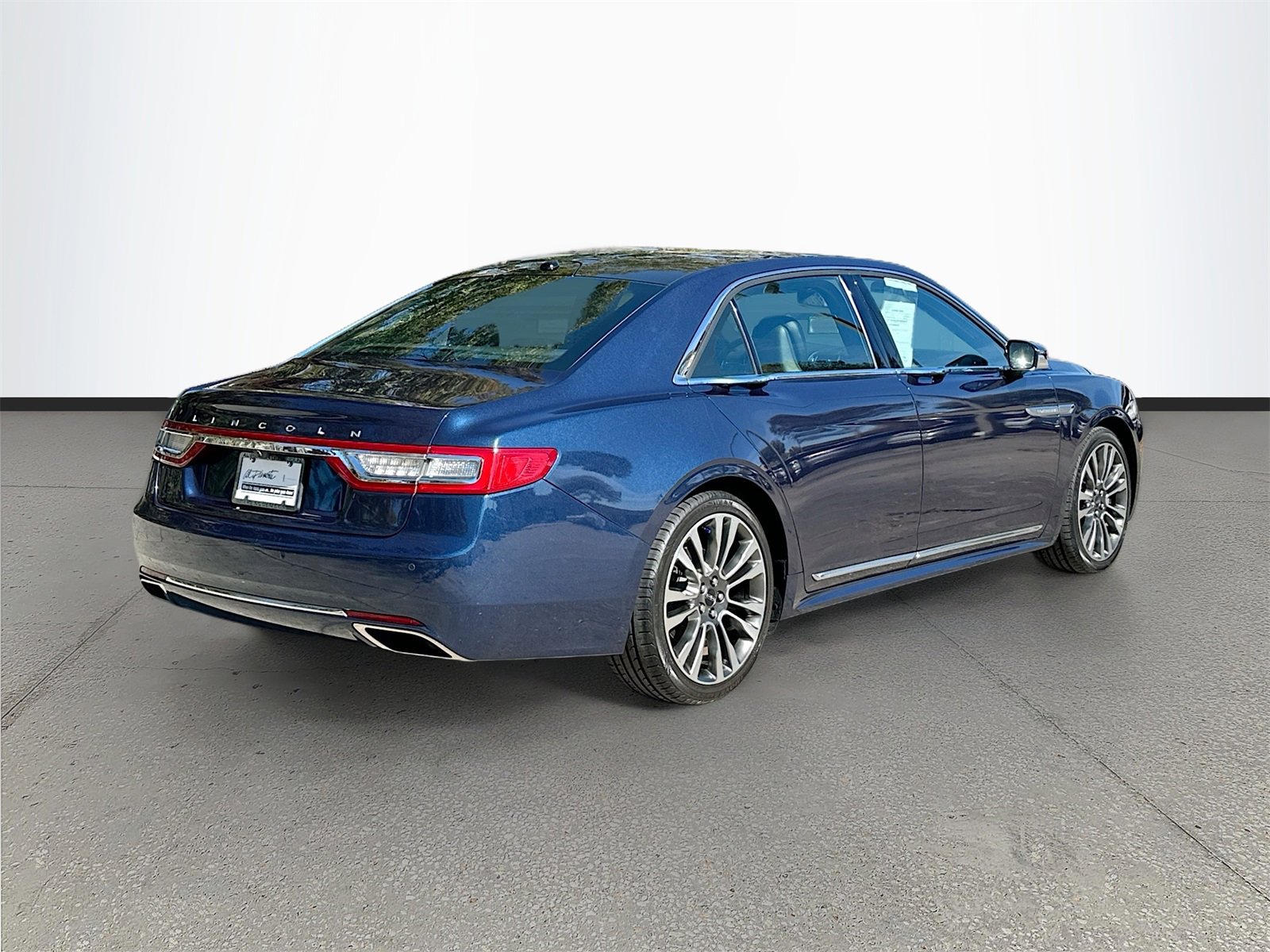 Used 2017 Lincoln Continental Reserve image 7
