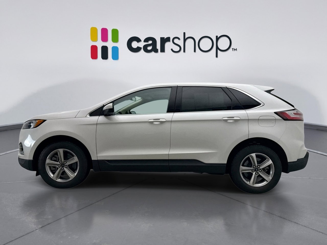 Used 2024 Ford Edge SEL w/ Convenience Package image 2