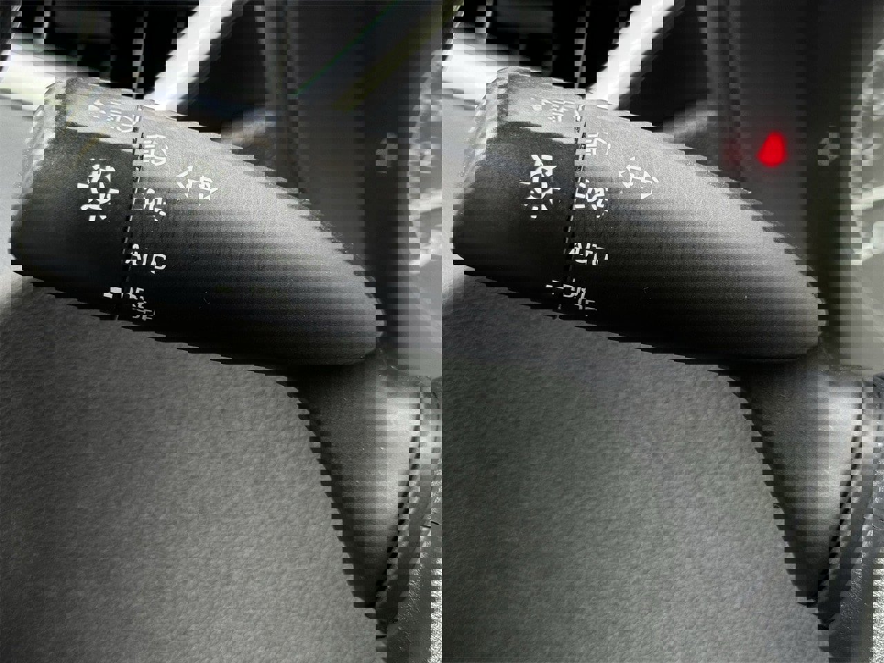 Used 2022 Toyota Corolla LE image 21