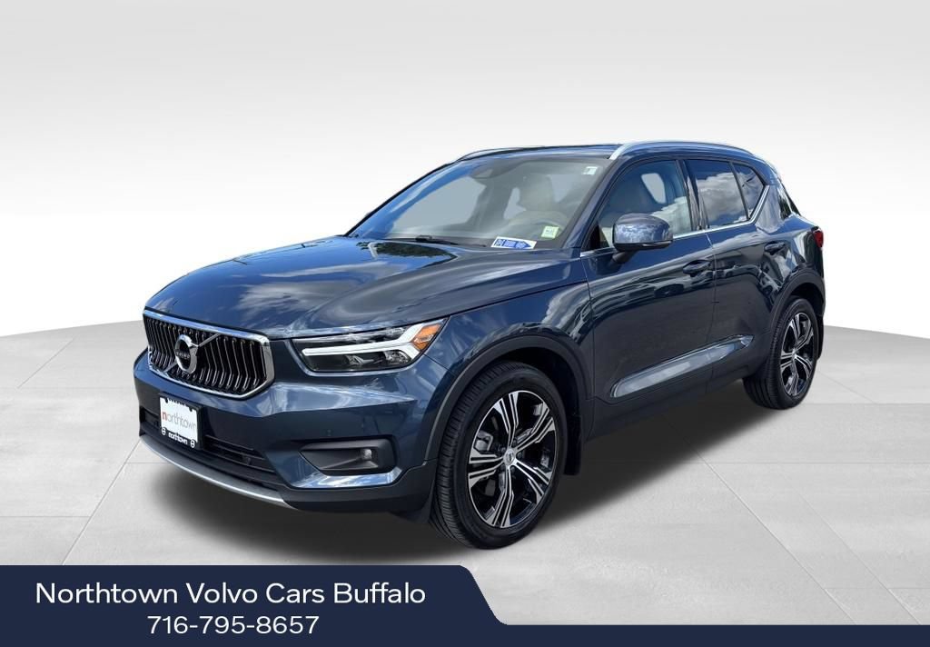 Used 2021 Volvo XC40 T5 Inscription w/ Climate Package AWD/4WD image 1