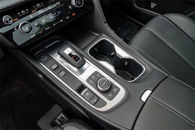 New 2025 INFINITI QX60 Pure image 17