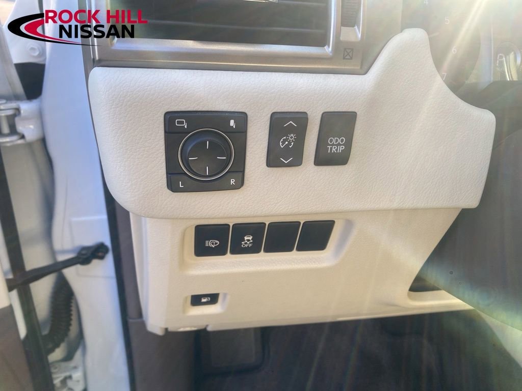 Used 2017 Lexus GX 460 460 image 17