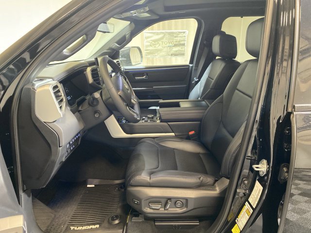 Used 2023 Toyota Tundra Platinum AWD/4WD image 13