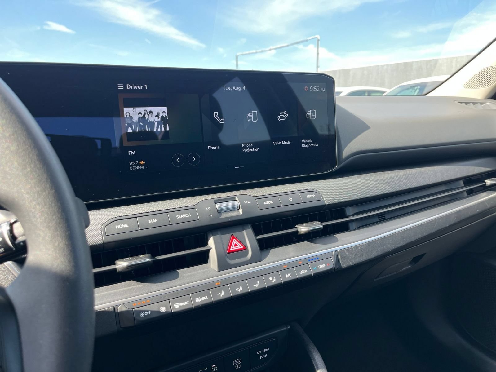 Used 2025 Kia K4 FWD image 19