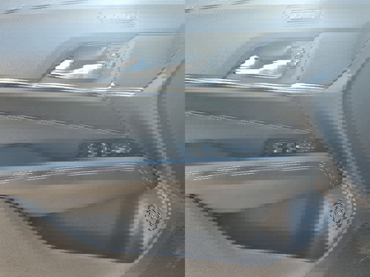 Used 2023 Cadillac CT4 Premium Luxury w/ Climate Package image 16