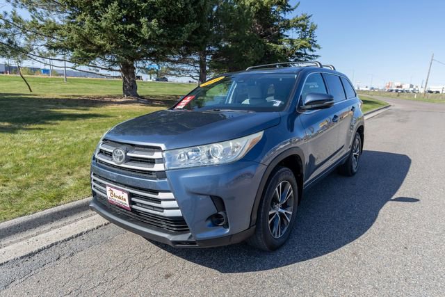 Used 2018 Toyota Highlander LE