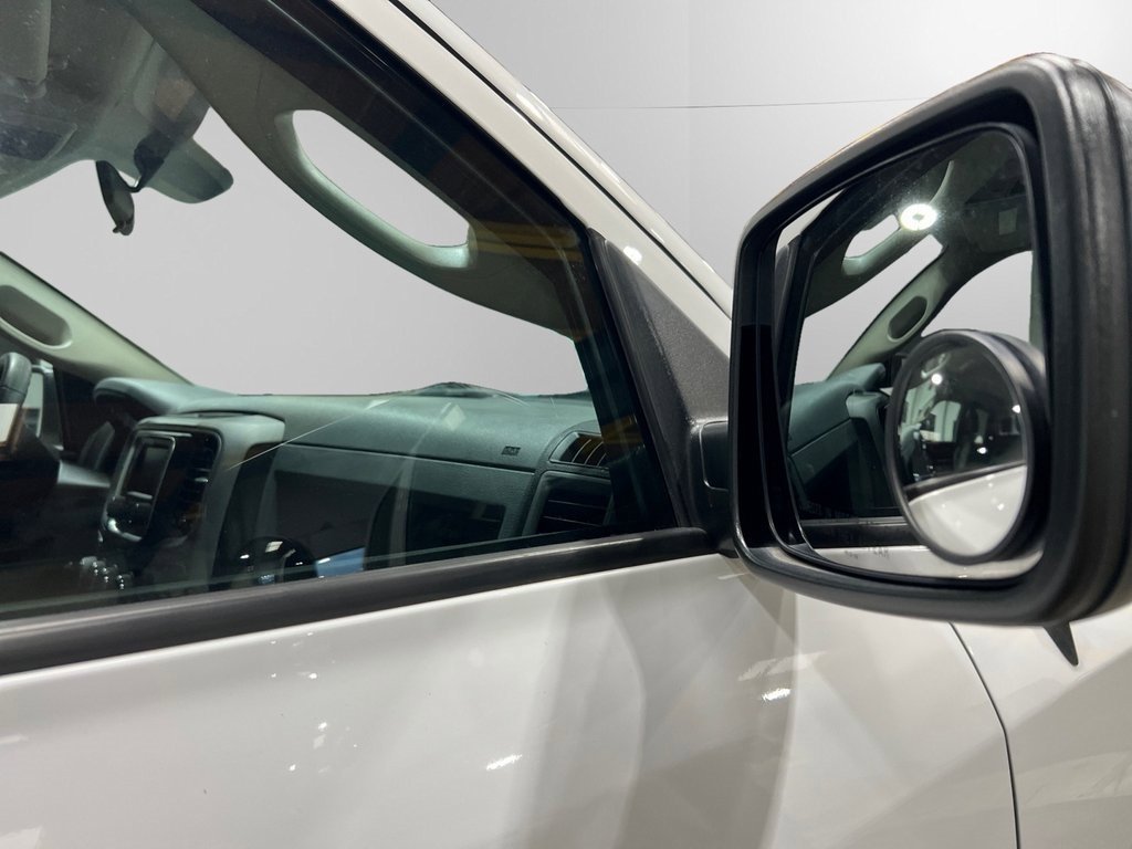 Used 2019 RAM 1500 Express image 12