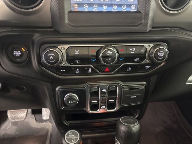 Used 2021 Jeep Gladiator Sport image 18