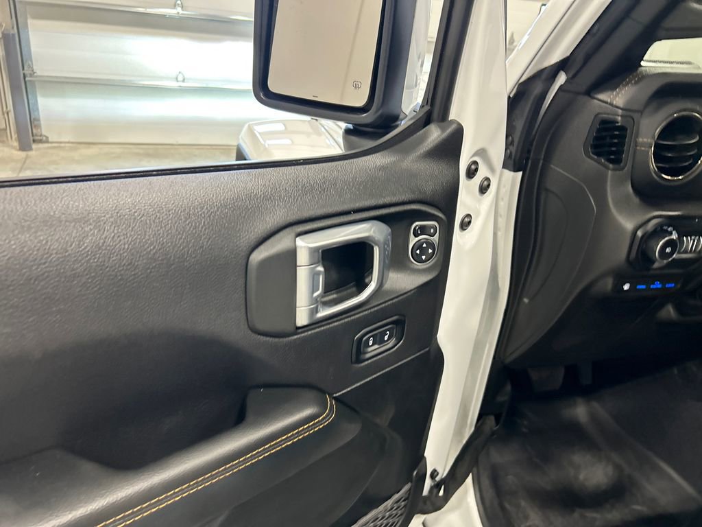 Used 2022 Jeep Wrangler Unlimited Sahara image 14