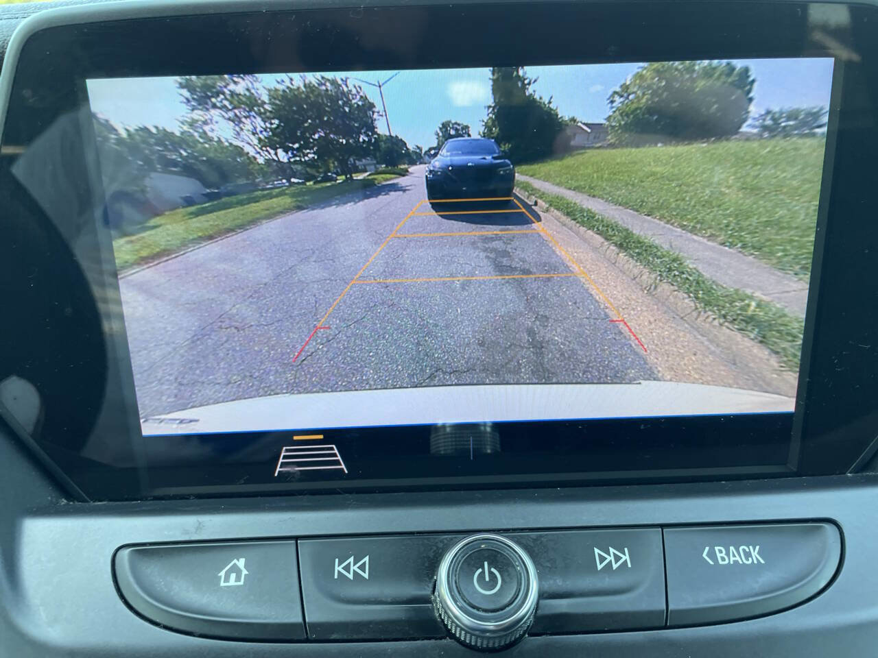 Used 2020 Chevrolet Blazer LT image 31