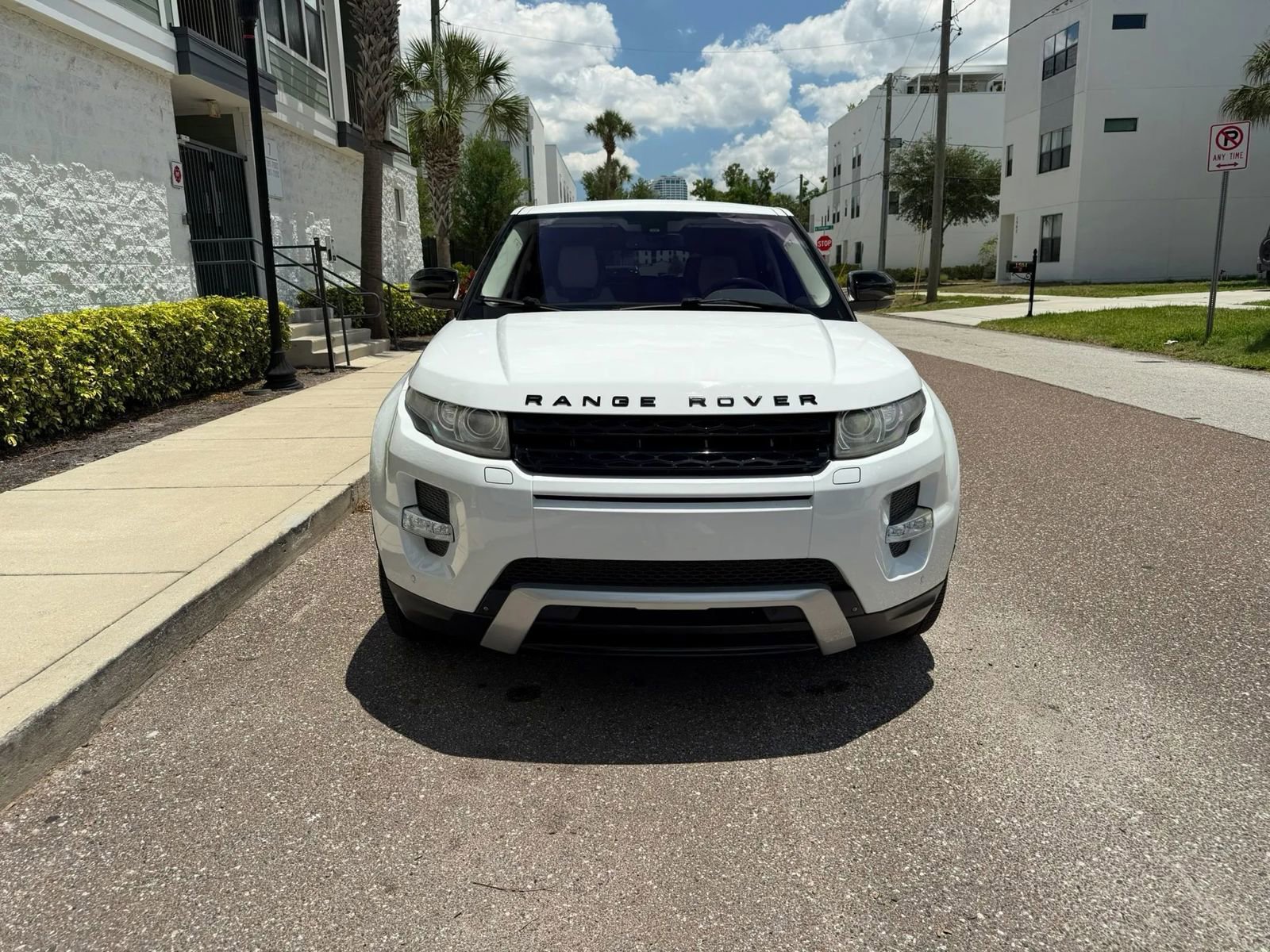 Used 2012 Land Rover Range Rover Evoque Dynamic AWD/4WD image 9