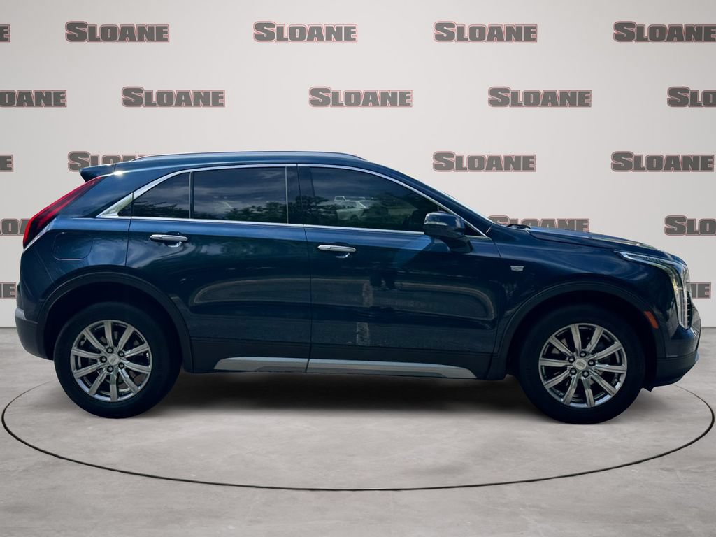Used 2022 Cadillac XT4 Premium Luxury w/ Enhanced Visibility Package AWD/4WD image 6