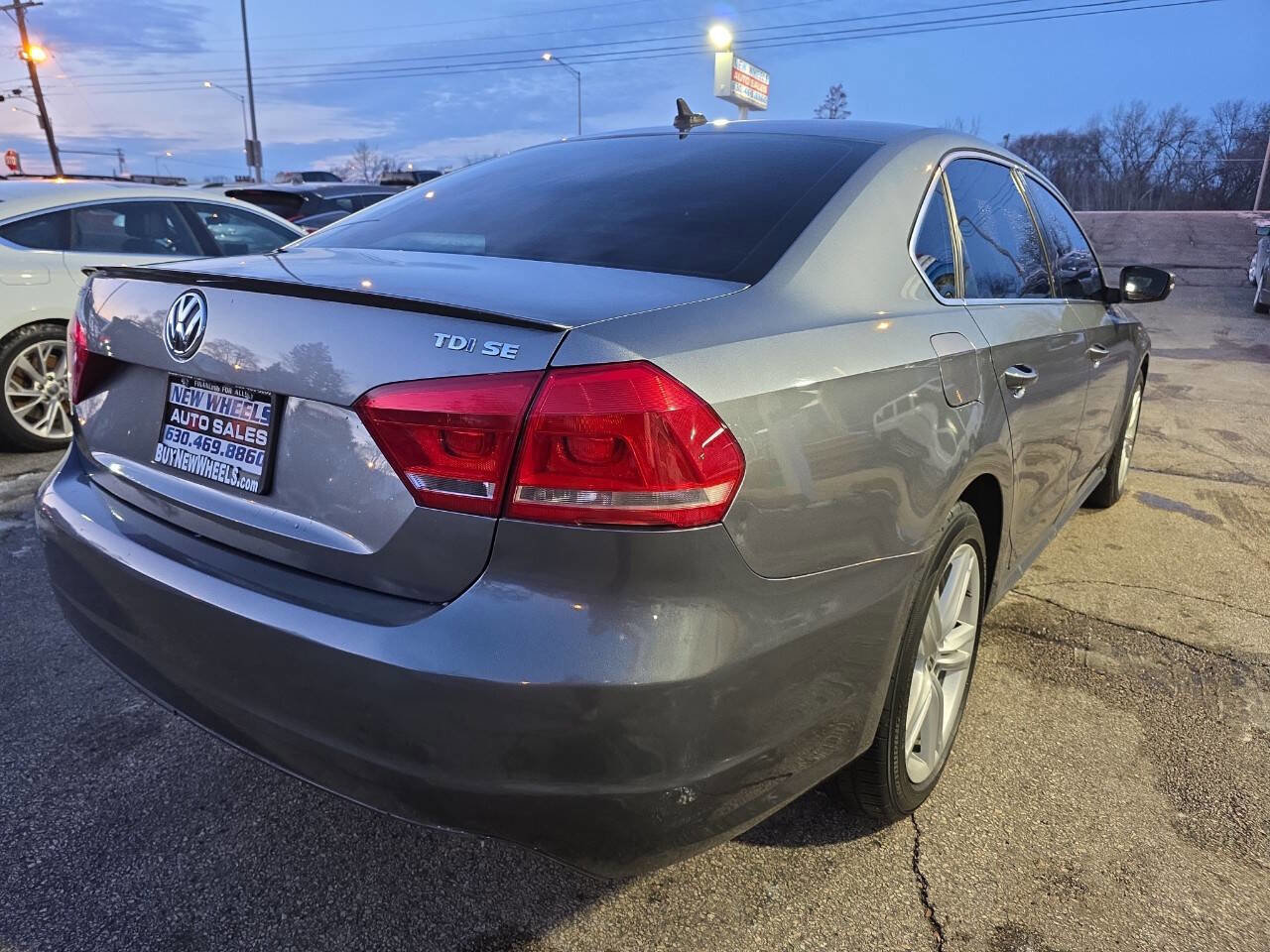 Used 2014 Volkswagen Passat TDI SE image 27