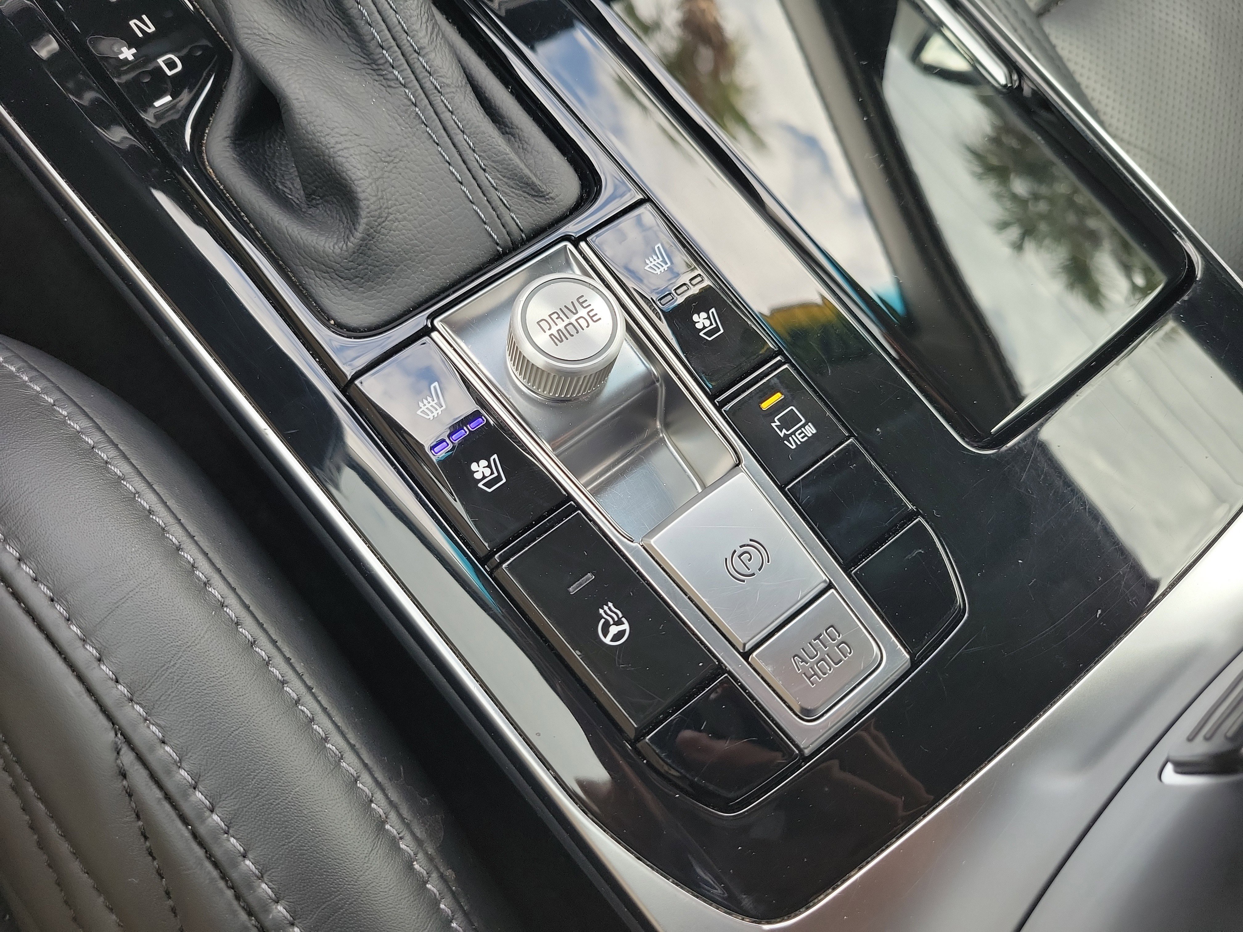 Certified 2020 Kia Cadenza Limited image 38