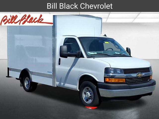 New 2025 Chevrolet Express 3500 w/ Power Convenience Package