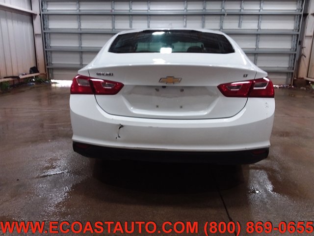 Used 2017 Chevrolet Malibu LT image 8