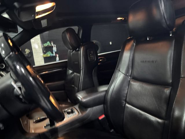 Used 2015 Jeep Grand Cherokee Summit AWD/4WD image 11