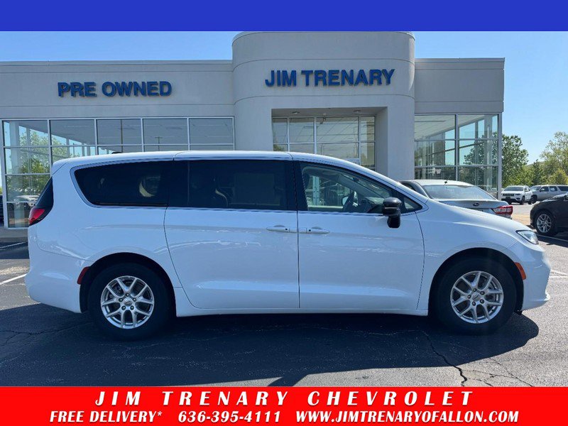 Used 2024 Chrysler Pacifica Touring-L