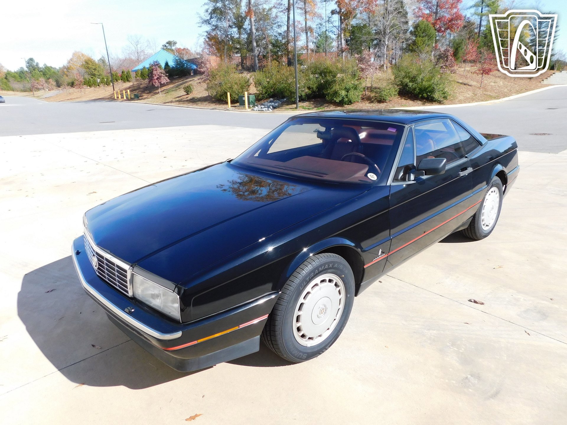 Used 1989 Cadillac Allante FWD image 8