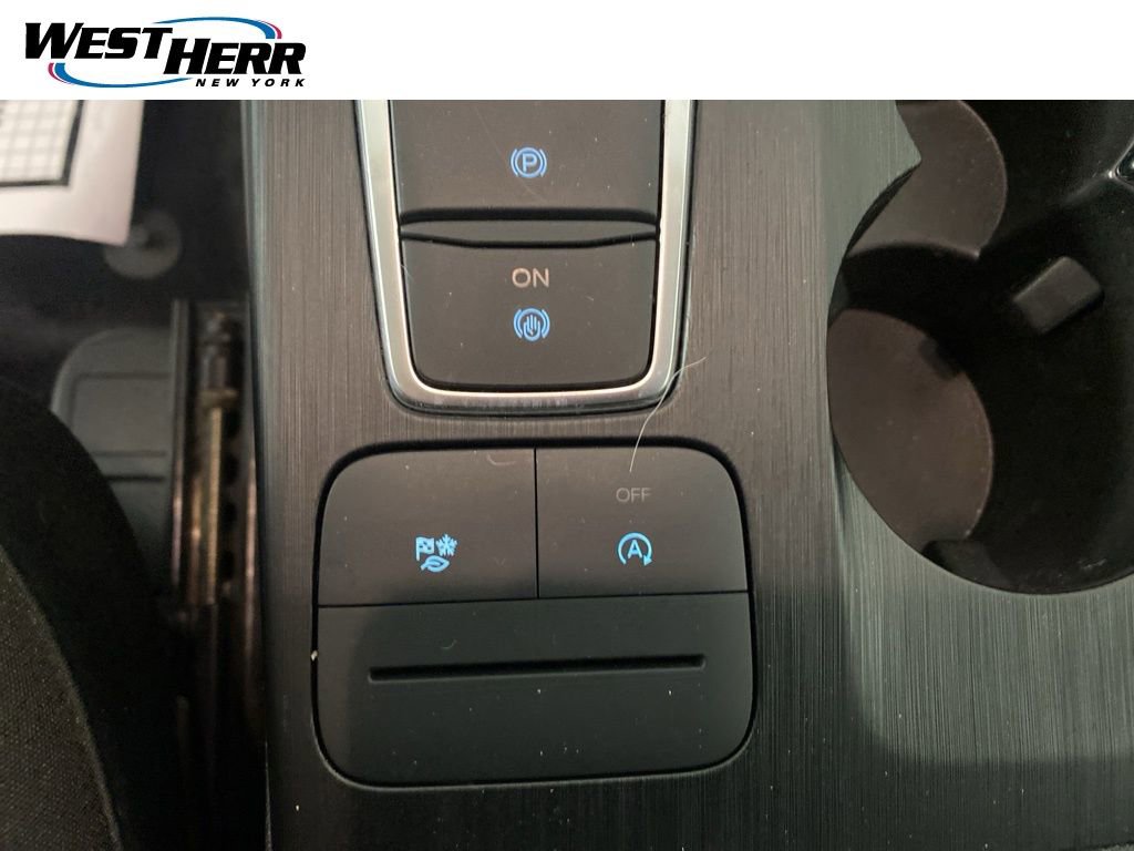 Used 2023 Ford Escape Active AWD/4WD image 9