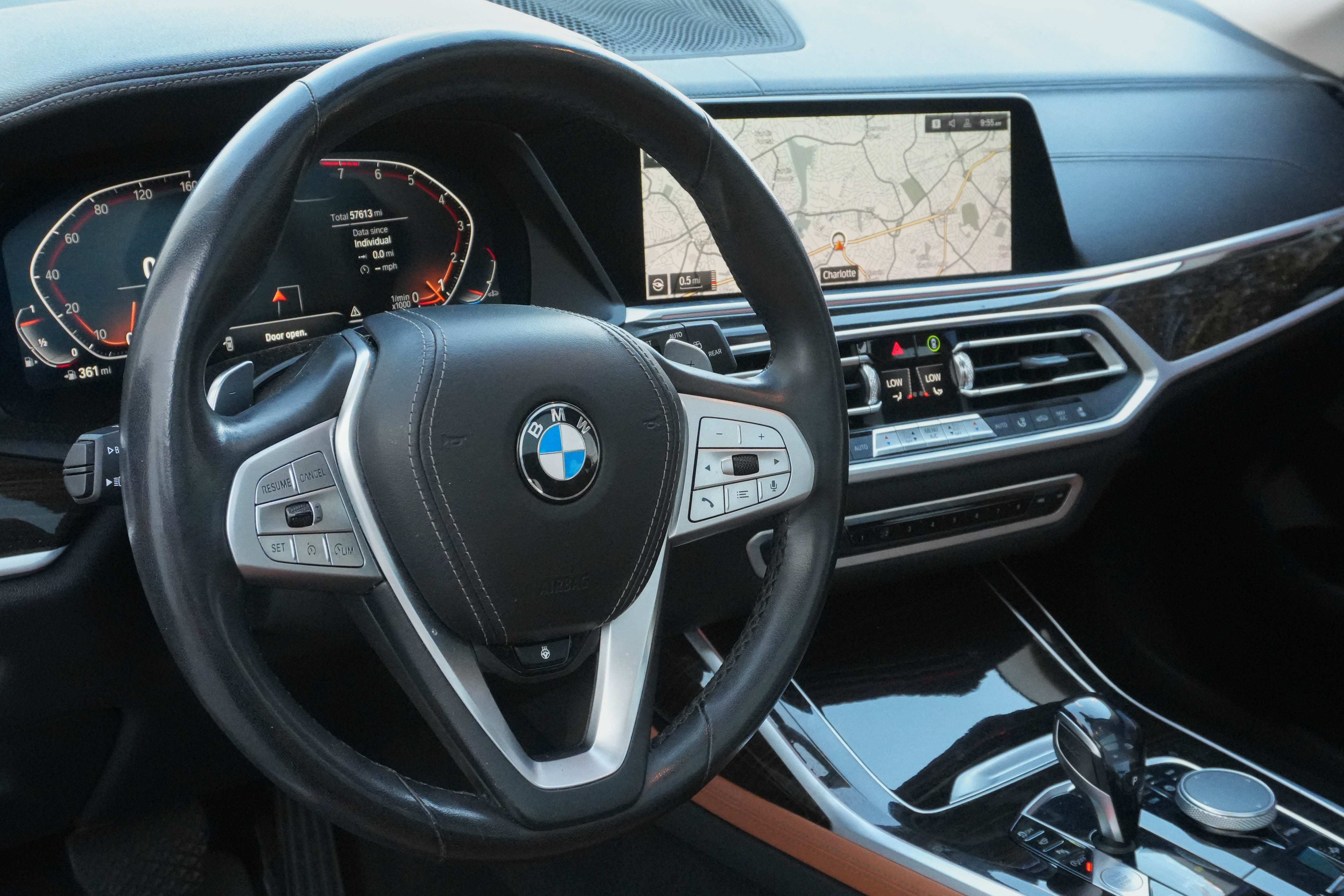 Used 2020 BMW X7 xDrive40i w/ Cold Weather Package image 9