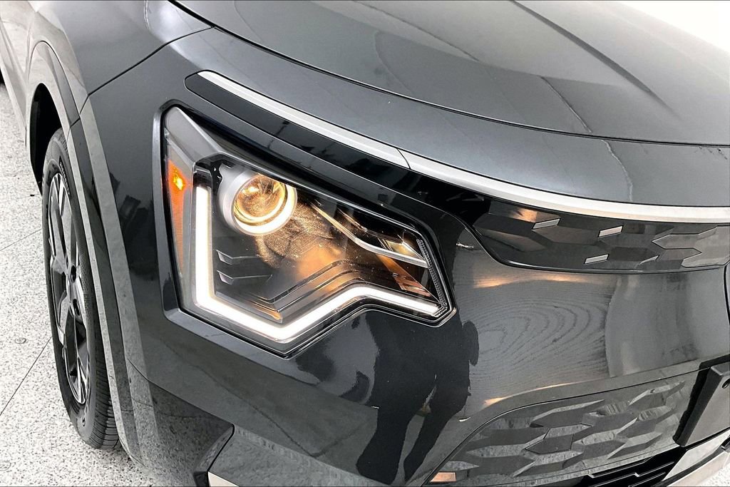 Used 2025 Kia Niro Wind w/ Wind Preserve Package image 36