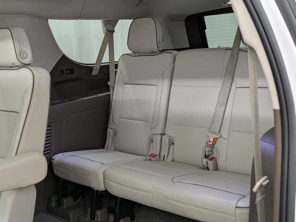 Used 2022 GMC Yukon XL Denali AWD/4WD image 19