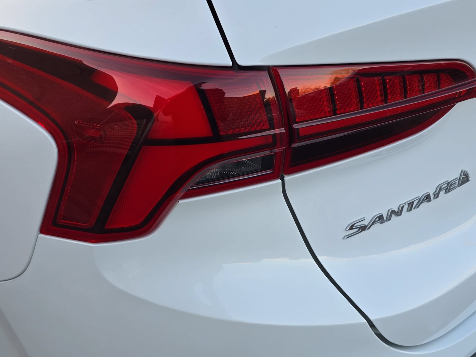 Used 2021 Hyundai Santa Fe Limited FWD image 37