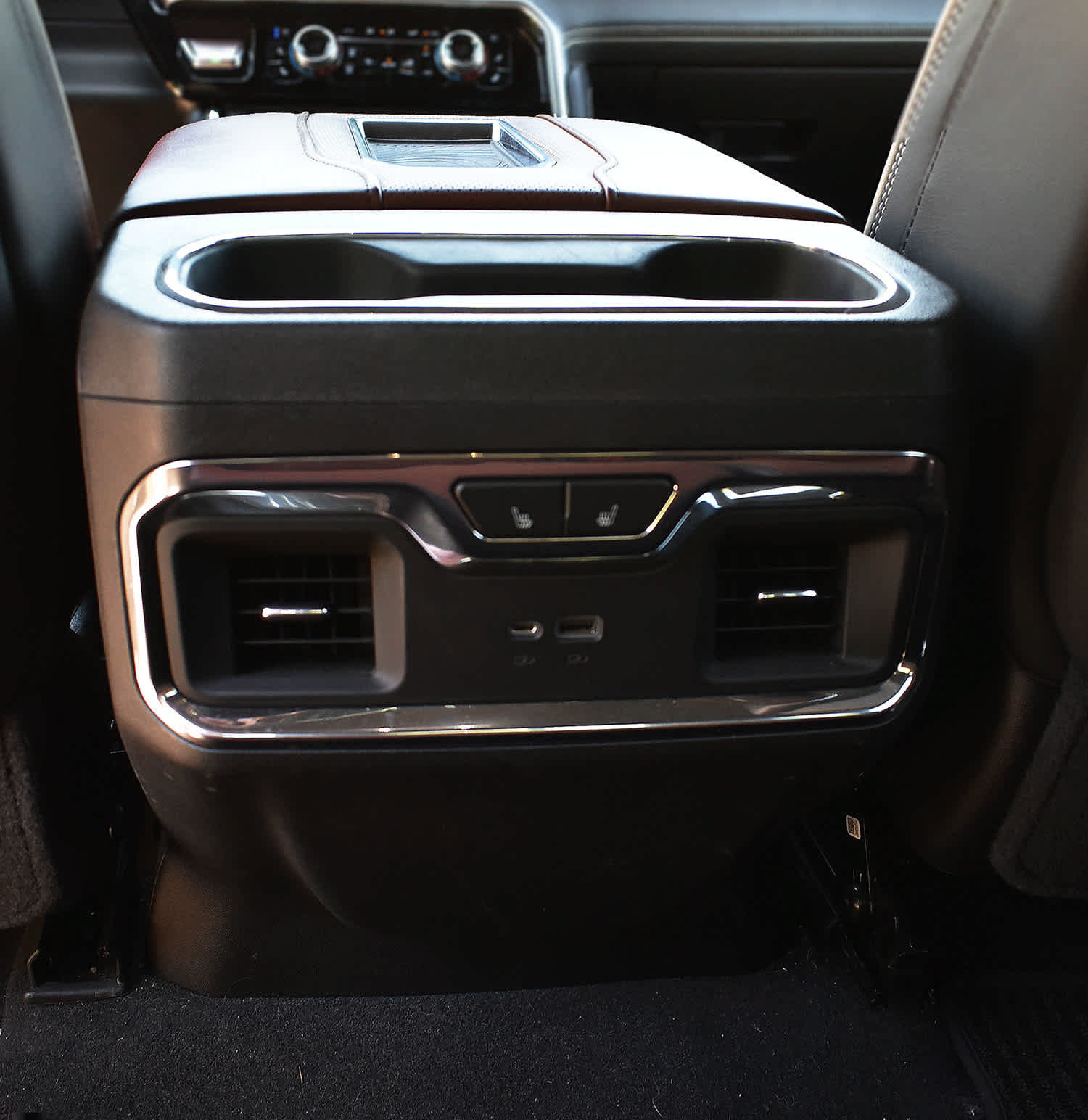 Used 2022 GMC Sierra 1500 Denali Ultimate AWD/4WD image 14