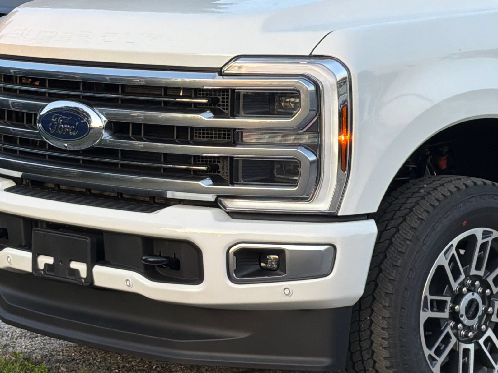 New 2026 Ford F250 Platinum w/ Platinum Plus Package AWD/4WD image 2