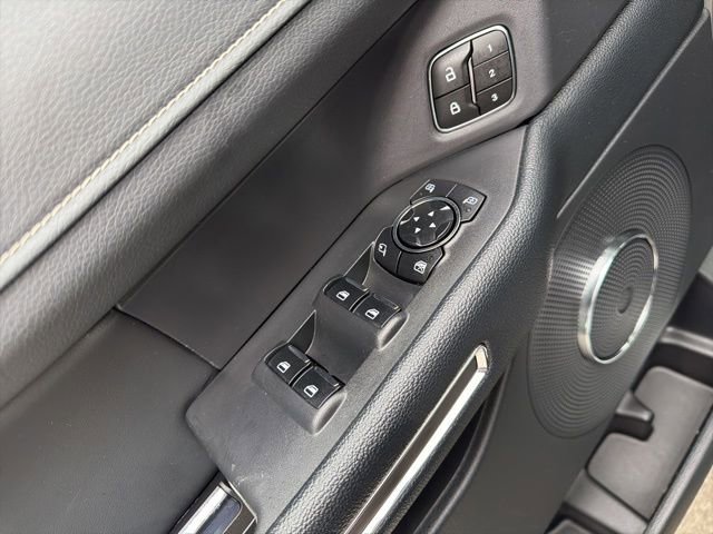 Used 2024 Ford Expedition Max XLT image 23