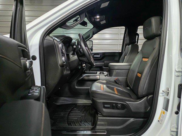 Used 2023 GMC Sierra 3500 AT4 w/ Gooseneck/5TH Wheel Package image 18
