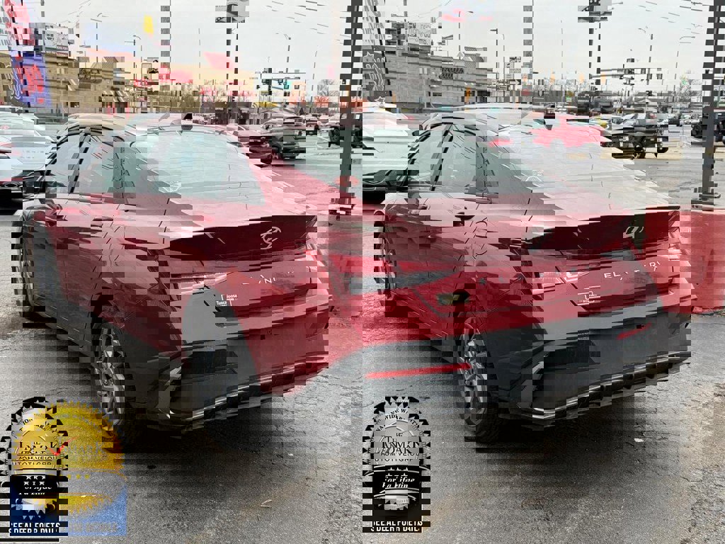 Used 2024 Hyundai Elantra SEL image 7