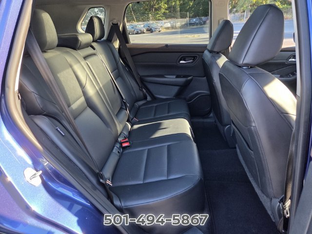 Used 2023 Nissan Rogue SV w/ SV Premium B Package FWD image 14