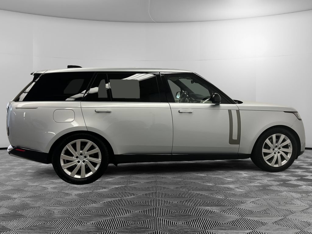 Used 2024 Land Rover Range Rover Long Wheelbase SE AWD/4WD image 6