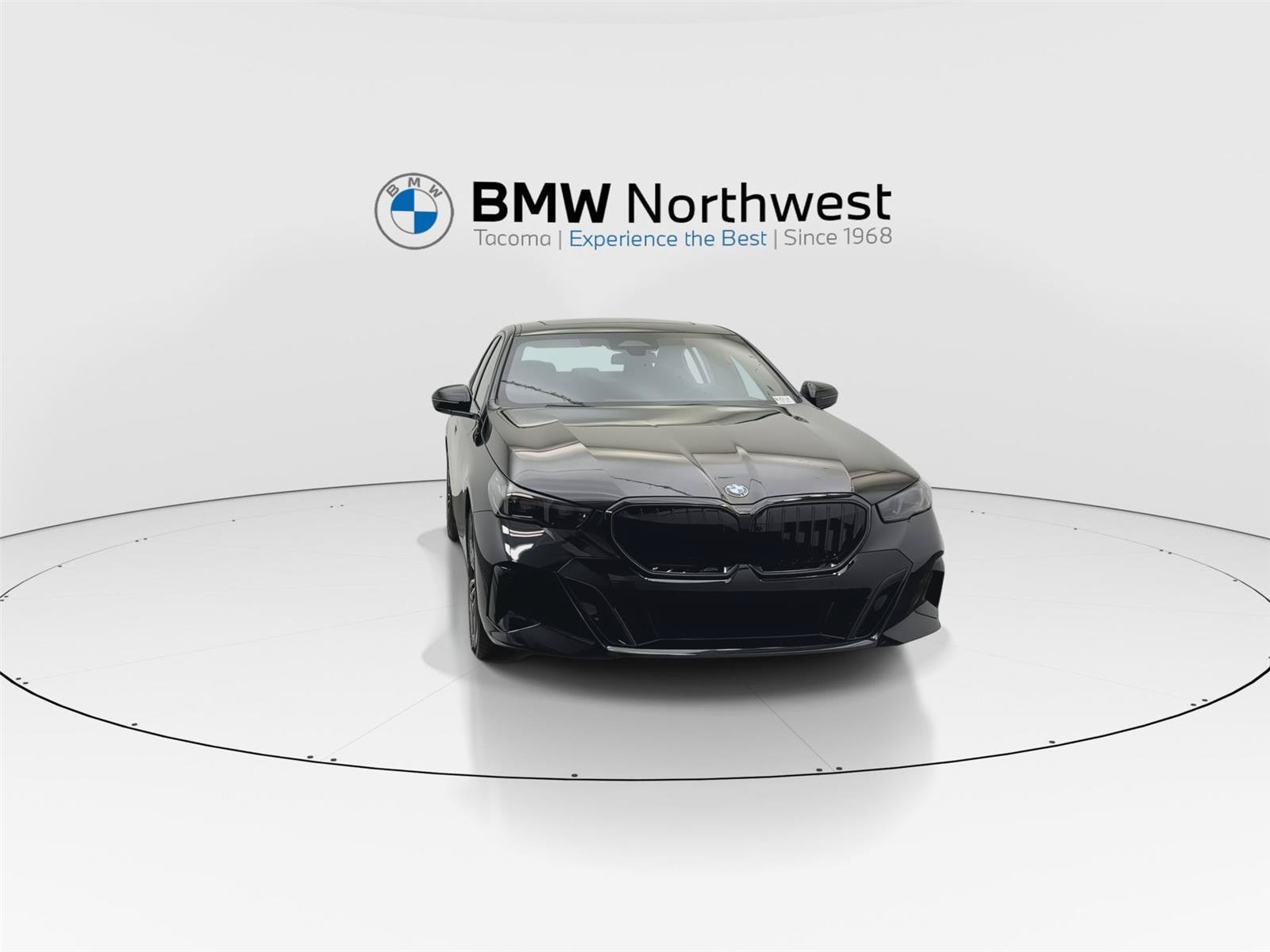 New 2026 BMW 530i xDrive w/ M Sport Package AWD/4WD image 7
