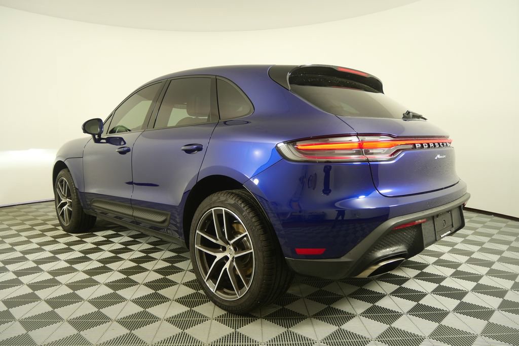 Used 2025 Porsche Macan image 5