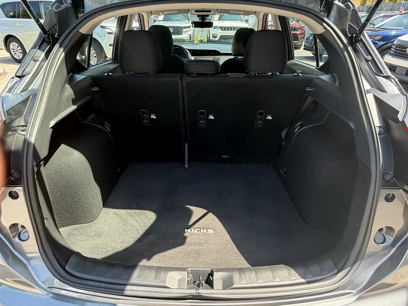 Certified 2024 Nissan Kicks SV w/ Interior Electronics Package FWD image 14