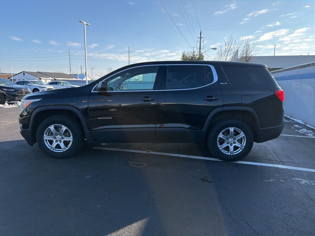 Used 2018 GMC Acadia SLE image 2