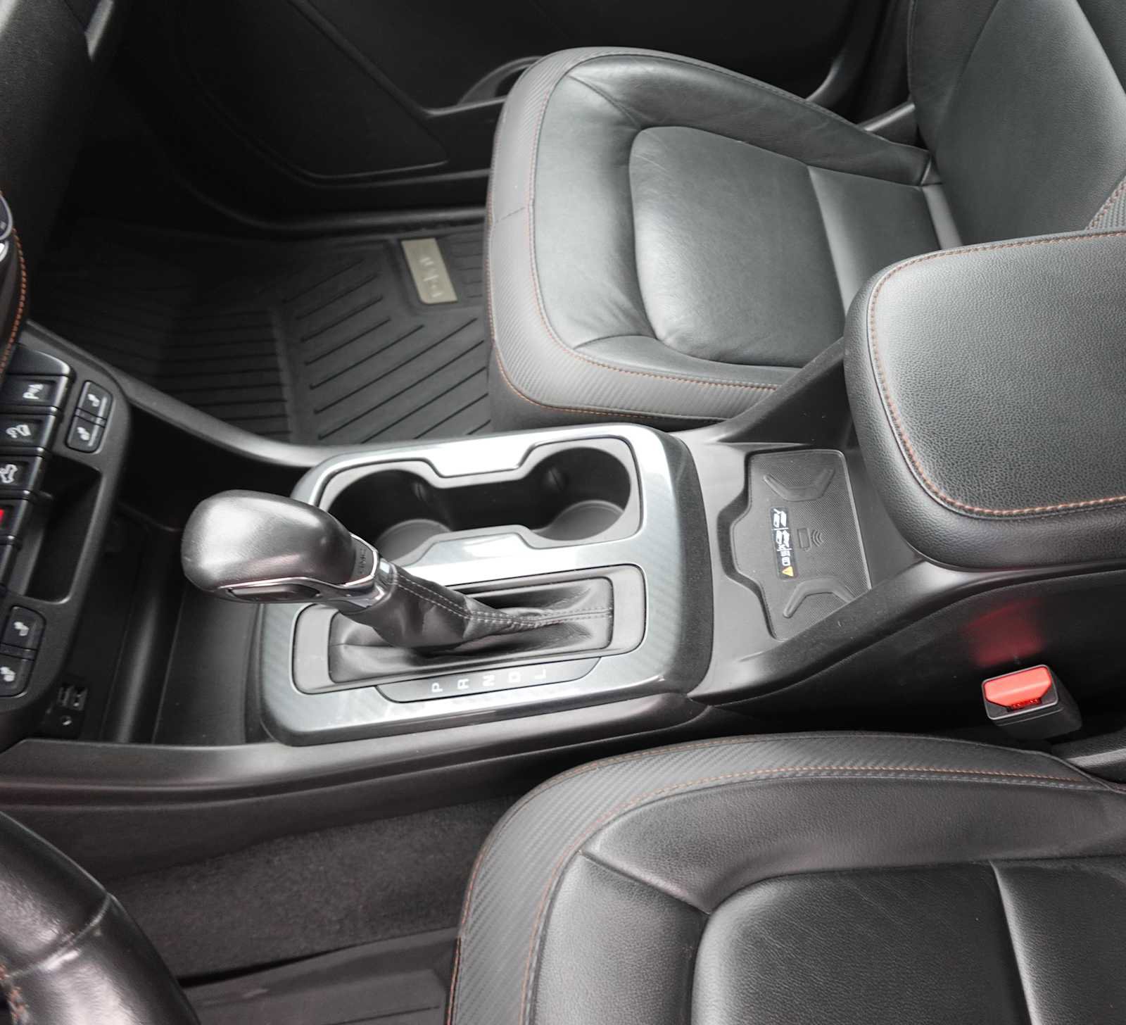 Used 2022 GMC Canyon AT4 w/ Trailering Package image 24