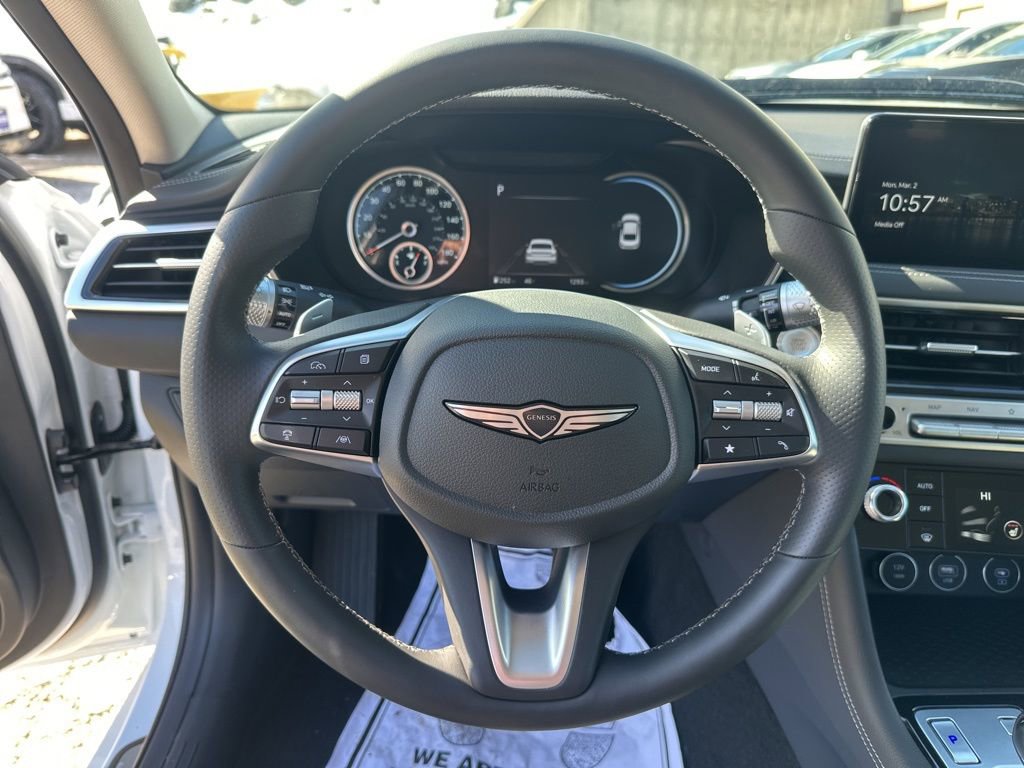 Used 2026 Genesis G70 2.5T image 12