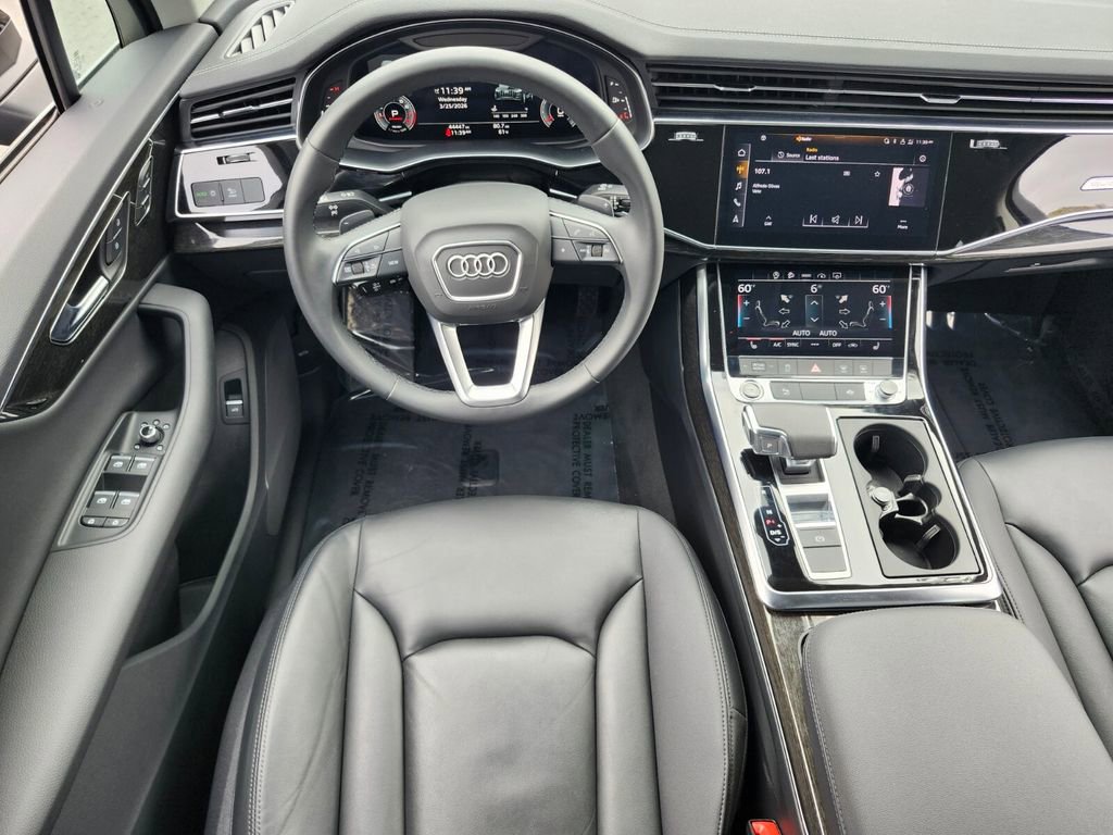 Used 2023 Audi Q7 2.0T Premium w/ Convenience Package image 15