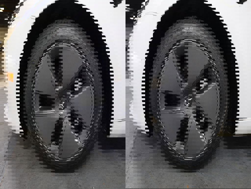 Used 2021 Tesla Model 3 Long Range image 33