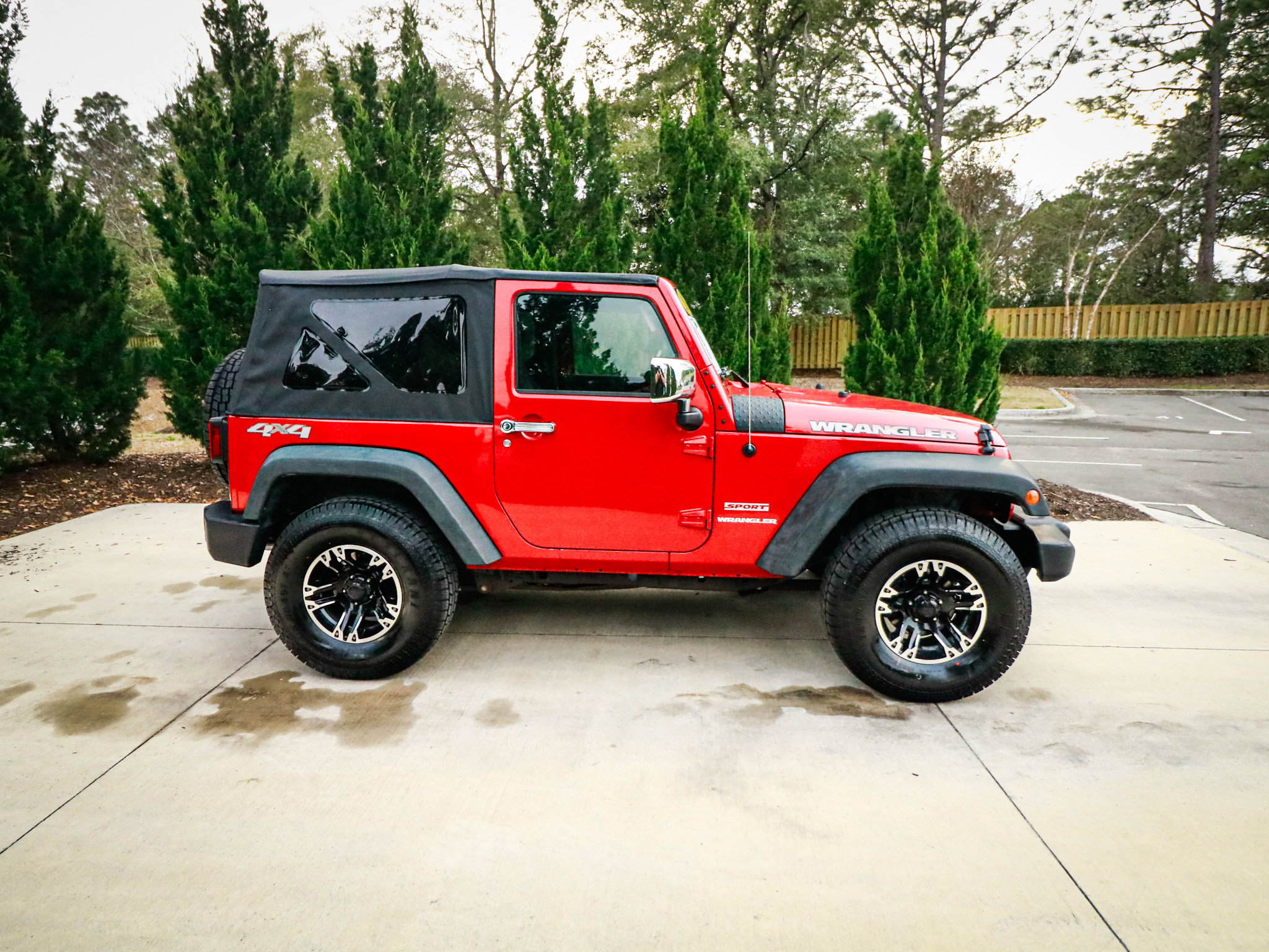 Used 2012 Jeep Wrangler Sport image 11