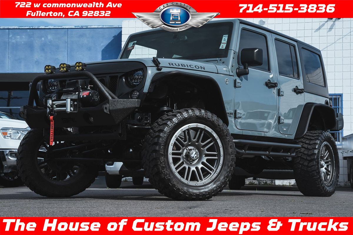 Used 2015 Jeep Wrangler Unlimited Rubicon w/ Connectivity Group image 1