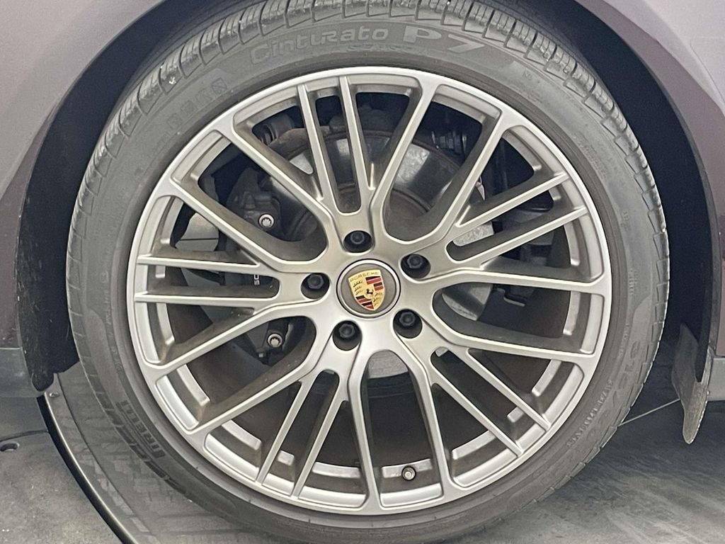 Certified 2022 Porsche Panamera 4 Platinum Edition AWD/4WD image 13